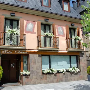 Albares Hotel