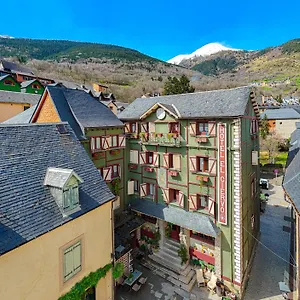 El Ciervo Hotel